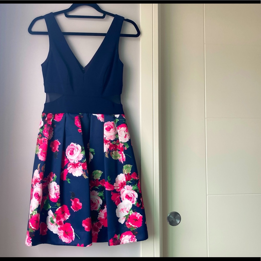 Gorgeous XSCAPE Pocket Dress